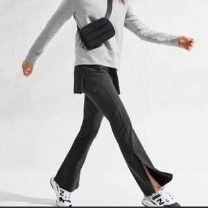 NWOT Athleta Stellar Flare Trouser